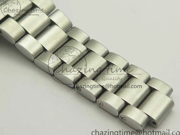 0304 Planet Ocean 600M Co-Axial GMT 43.5mm VSF 1:1 Best Edition Black Dial Orange Markers on SS Bracelet A8605 Super Clone Elegant 8024